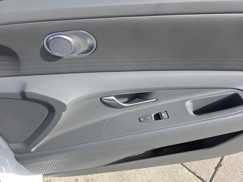 2026 Hyundai Elantra Hybrid