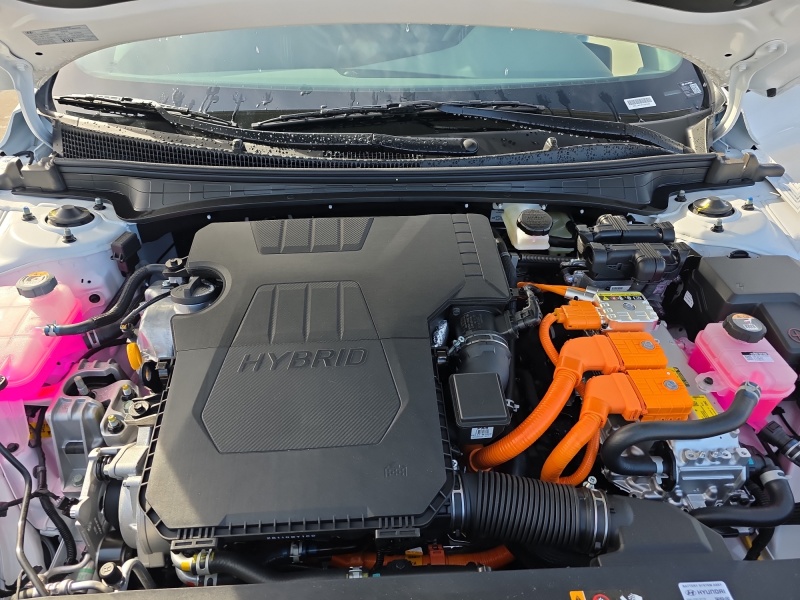 2026 Hyundai Elantra Hybrid