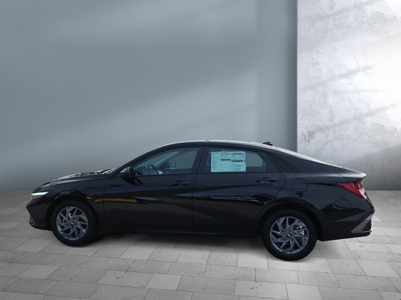2026 Hyundai Elantra Hybrid