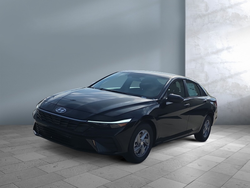 New 2026 Hyundai Elantra SE Cars