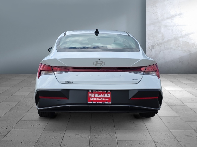 2026 Hyundai Elantra Hybrid