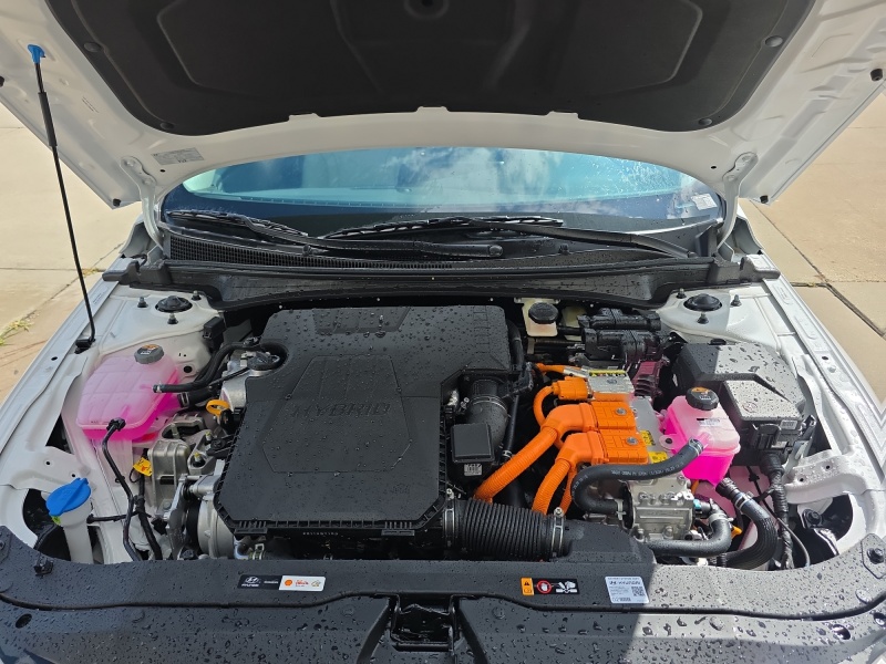 2026 Hyundai Elantra Hybrid