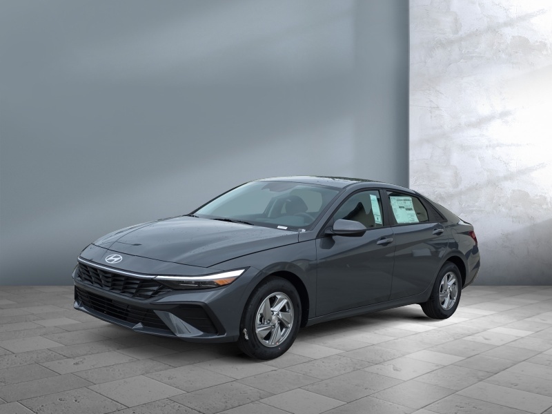 New 2026 Hyundai Elantra SE Cars