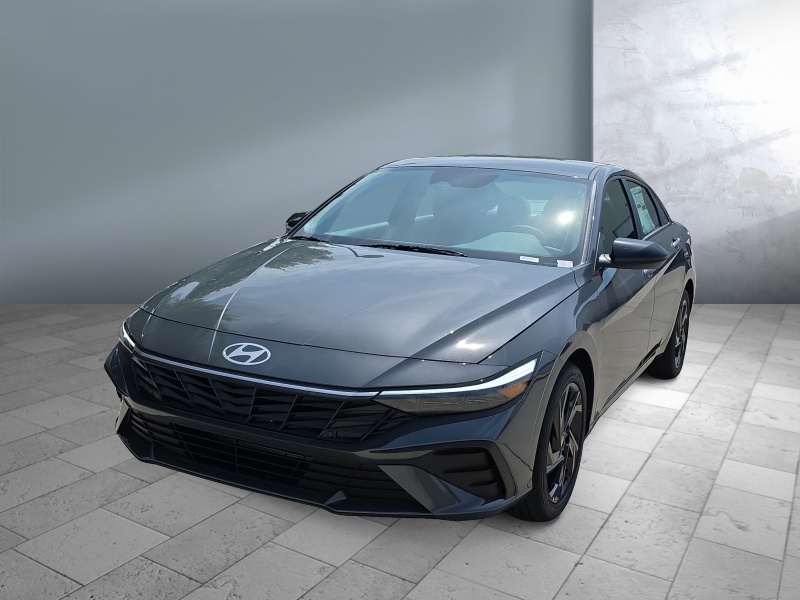 New 2026 Hyundai Elantra SEL Sport Cars
