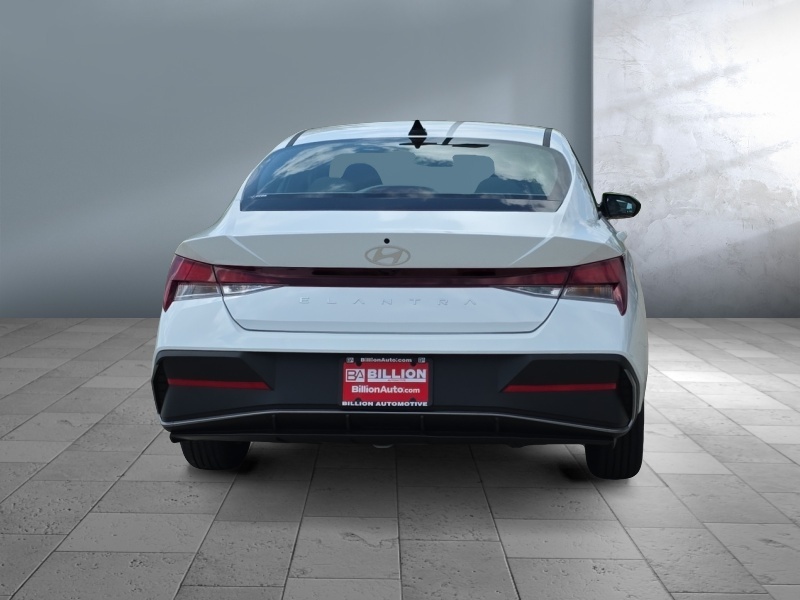 2026 Hyundai Elantra