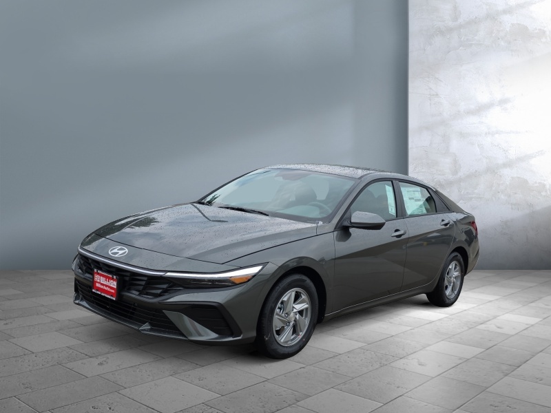 New 2026 Hyundai Elantra SE Cars