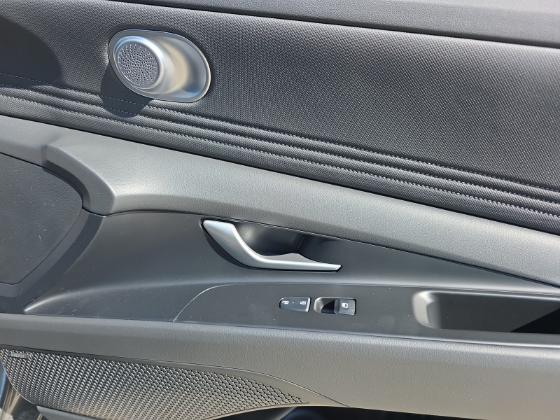2026 Hyundai Elantra Hybrid