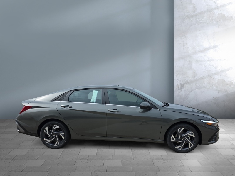 2026 Hyundai Elantra Hybrid