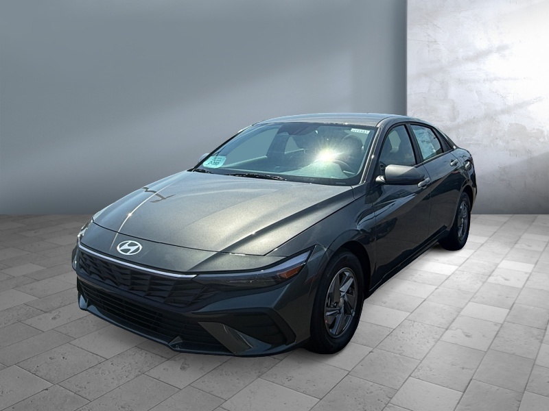New 2026 Hyundai Elantra Limited Cars