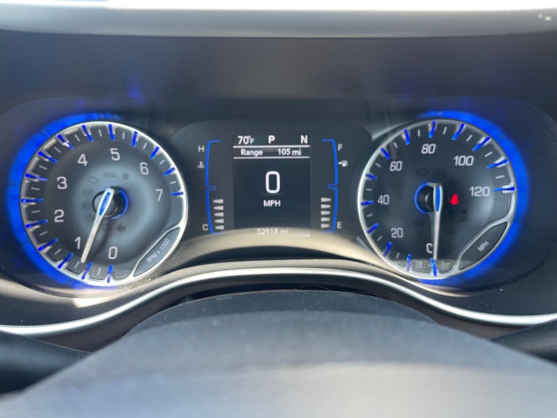 2022 Chrysler Voyager