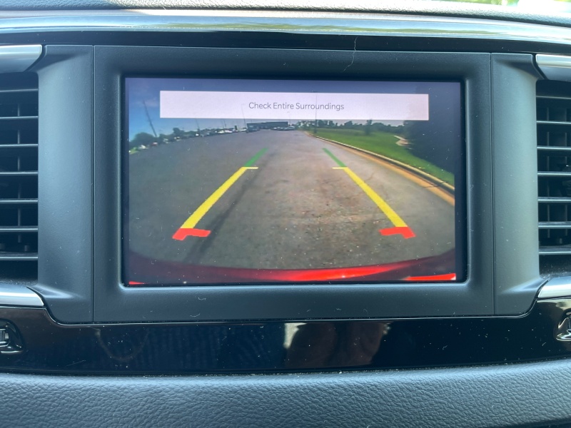 2022 Chrysler Voyager