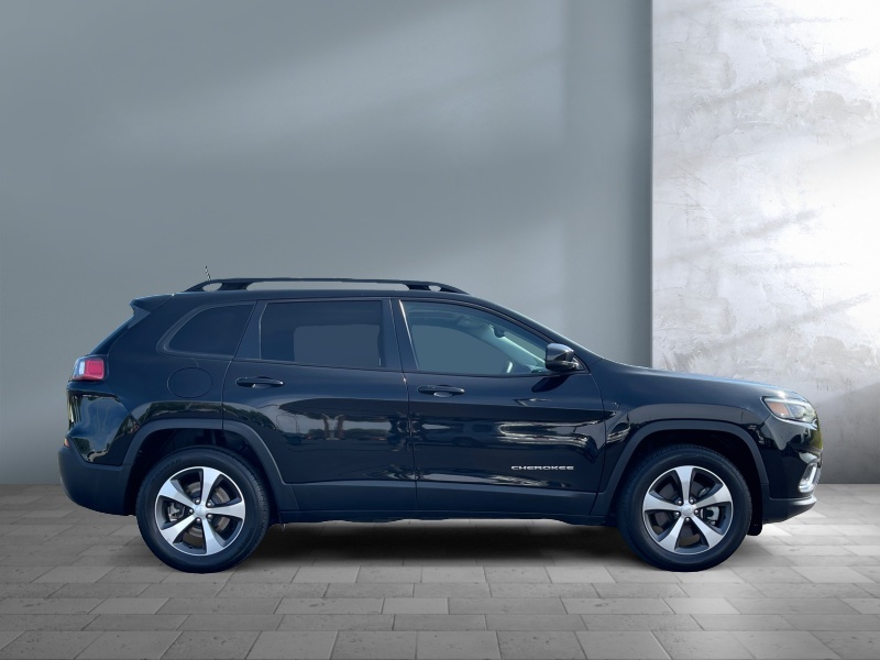 2022 Jeep Cherokee