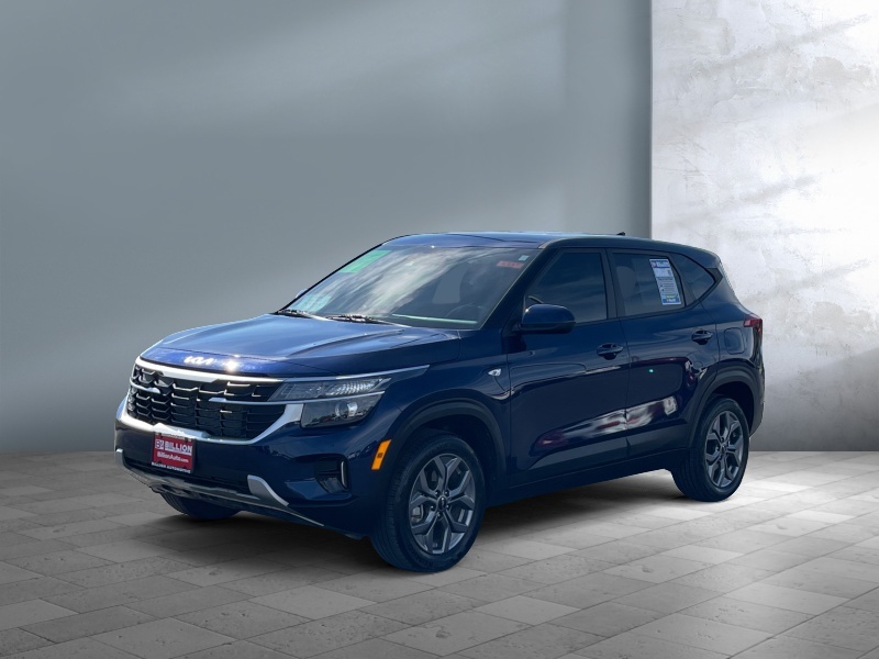 Used 2025 Kia Seltos LX Crossovers
