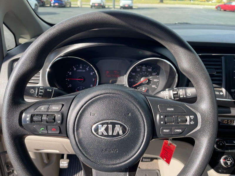 2016 Kia Sedona