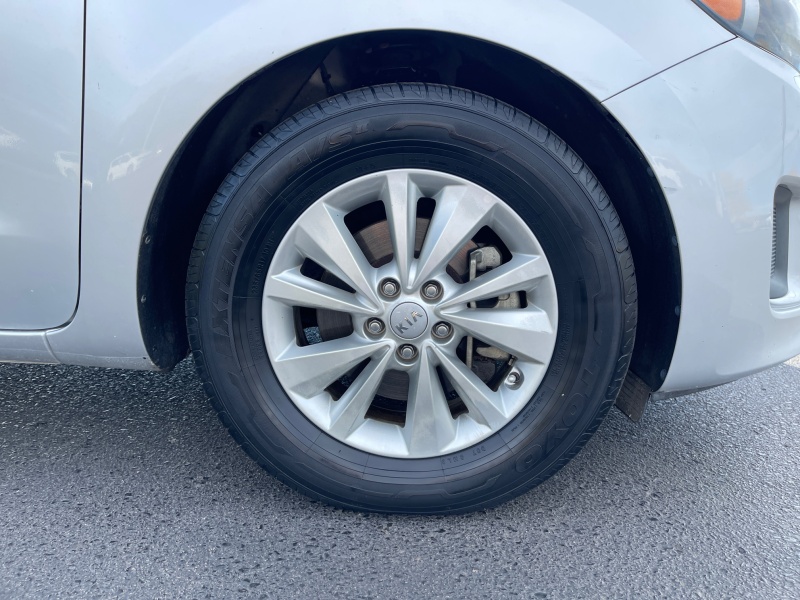 2016 Kia Sedona