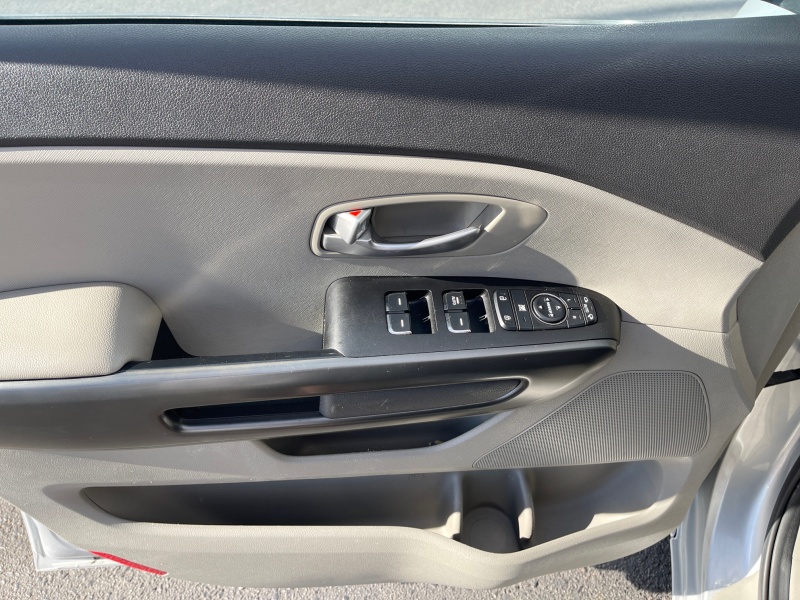 2016 Kia Sedona