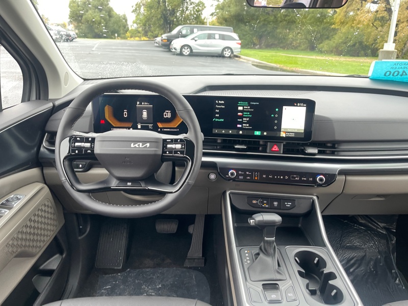 2027 Kia Carnival