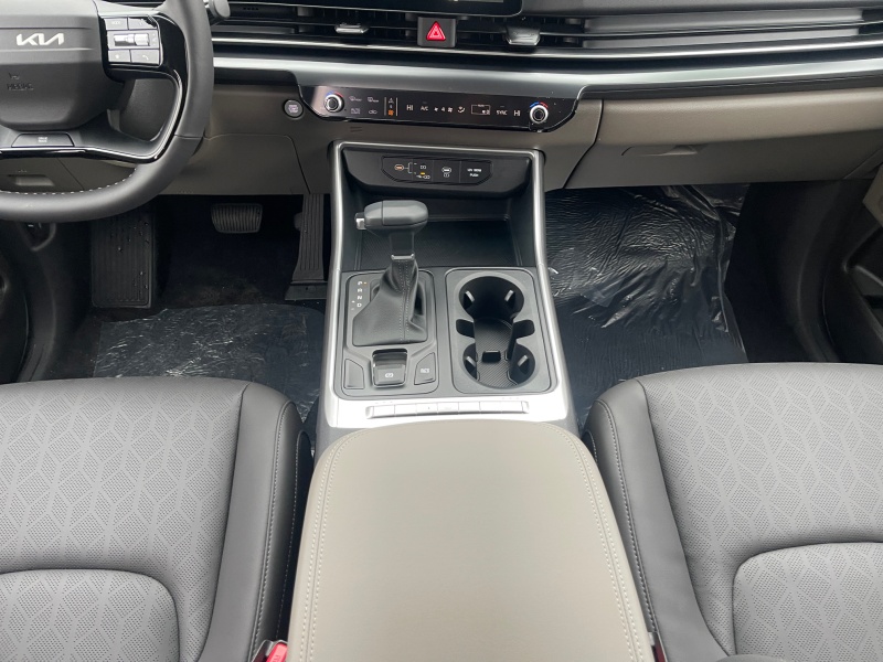 2027 Kia Carnival