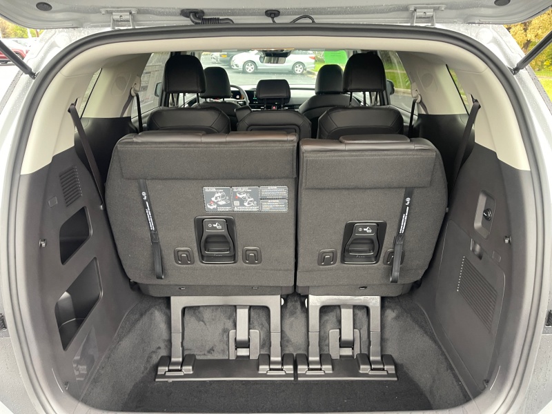 2027 Kia Carnival