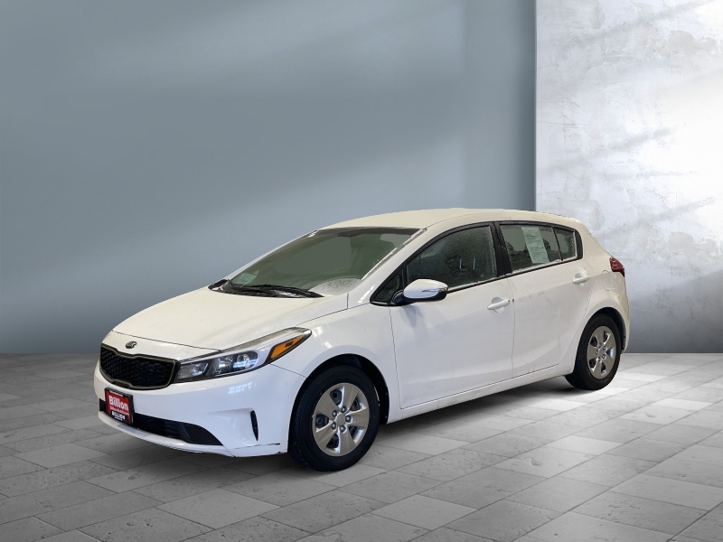 Used 2017 Kia Forte5 LX Car