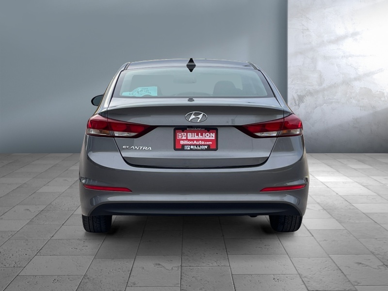 2018 Hyundai Elantra