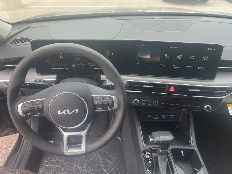 2025 Kia K5