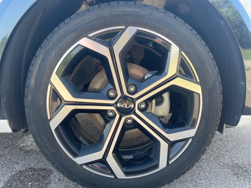 2023 Kia Niro