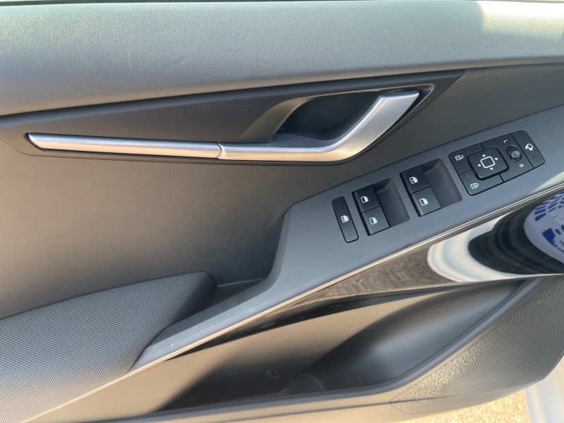 2023 Kia Niro