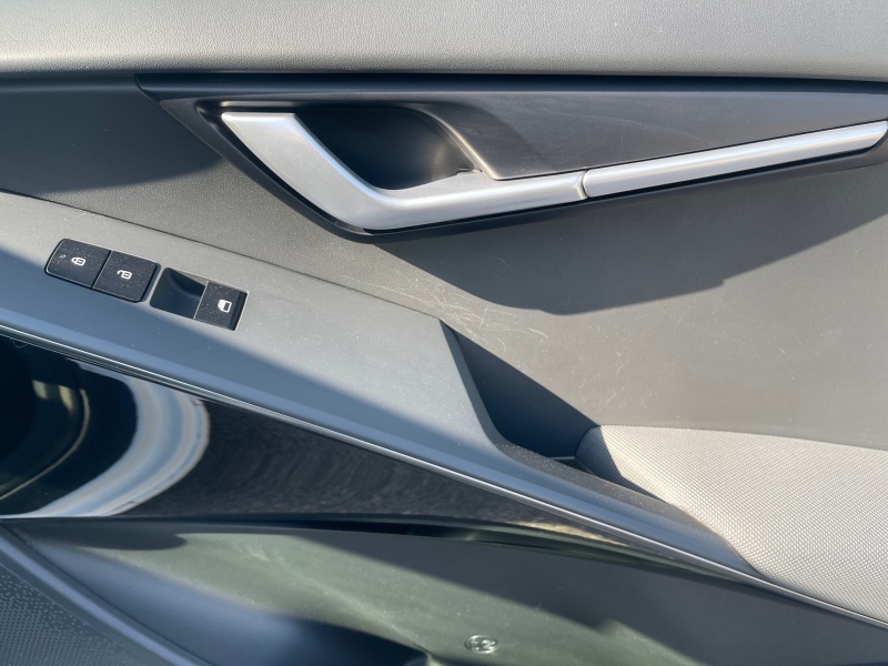 2023 Kia Niro