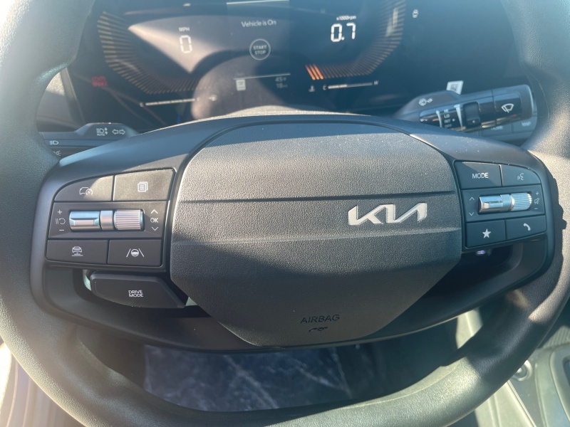 2025 Kia K4