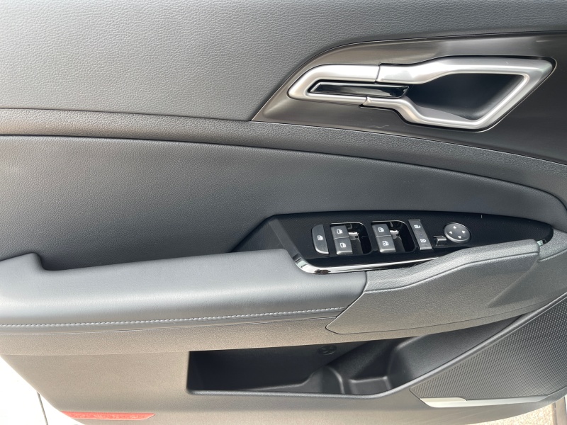 2025 Kia Sportage Hybrid