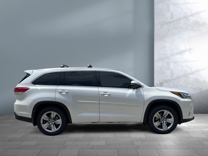 2017 Toyota Highlander