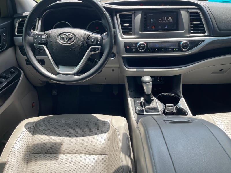 2017 Toyota Highlander