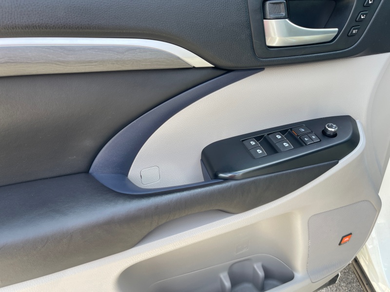 2017 Toyota Highlander