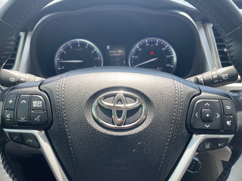 2017 Toyota Highlander