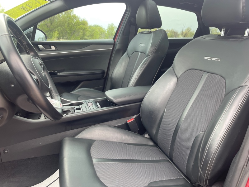 2022 Kia K5