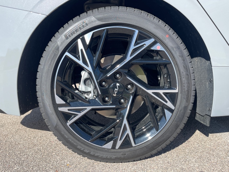 2025 Kia K5