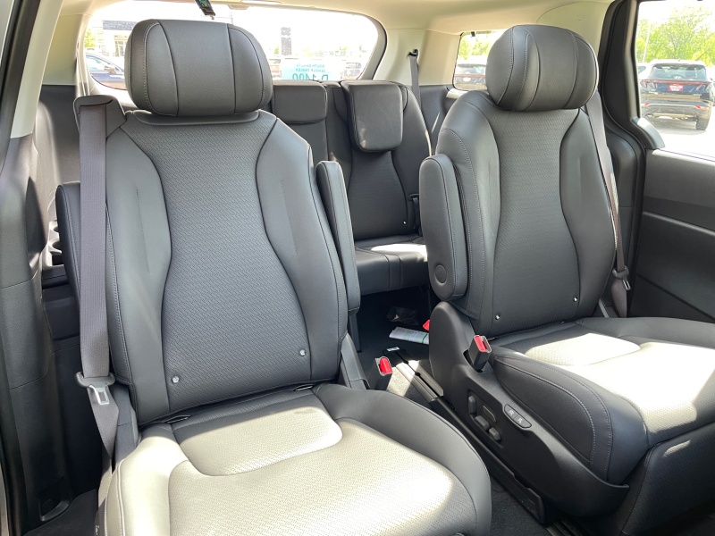 2025 Kia Carnival