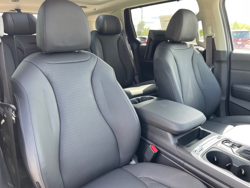2025 Kia Carnival