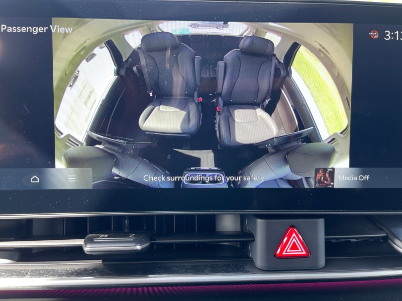 2025 Kia Carnival
