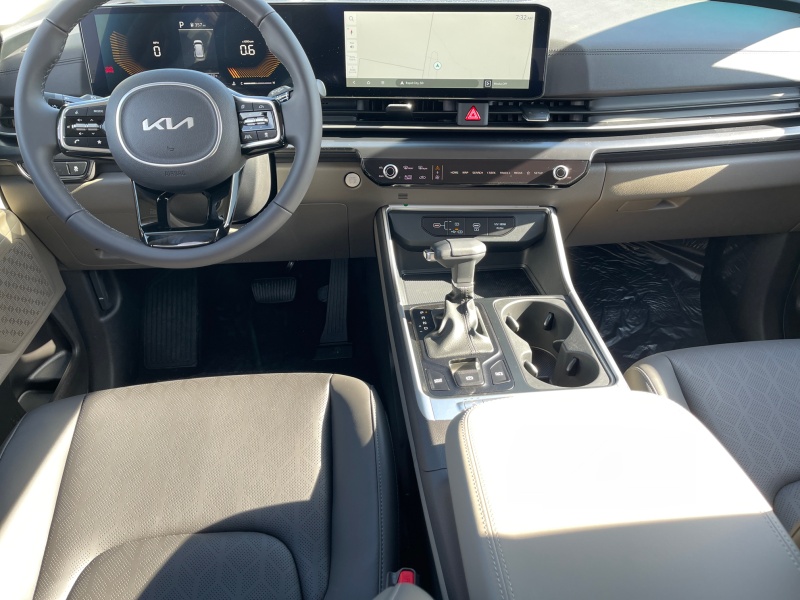 2025 Kia Carnival