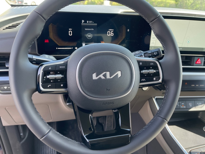 2025 Kia Carnival