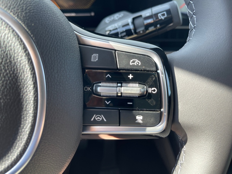 2025 Kia Carnival