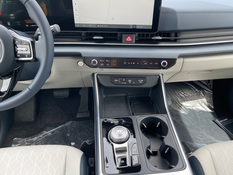 2025 Kia Carnival Hybrid