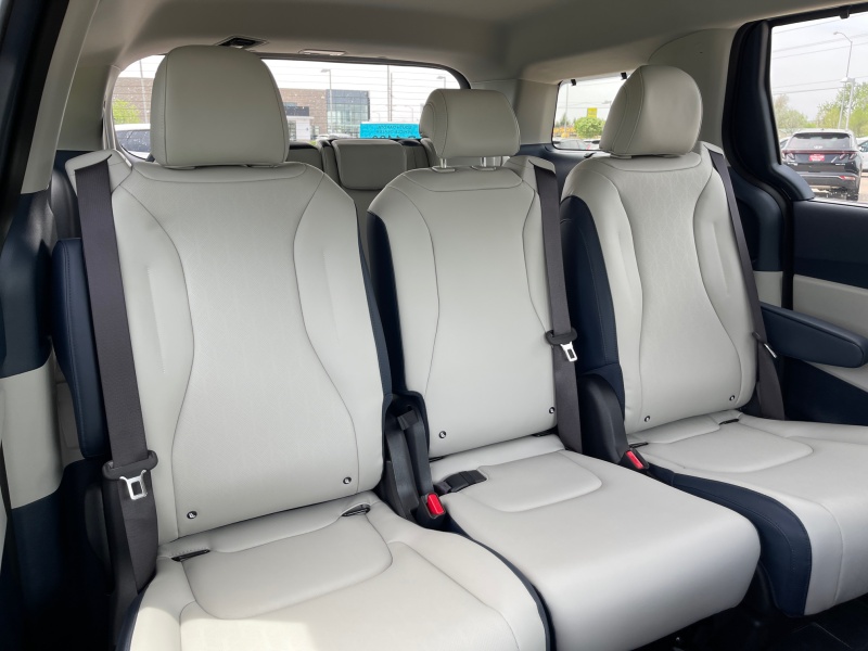 2025 Kia Carnival Hybrid