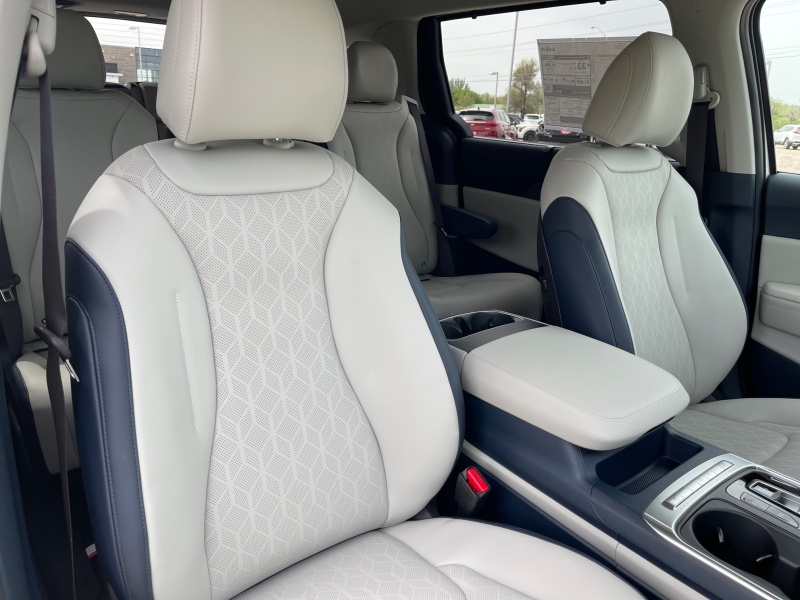 2025 Kia Carnival Hybrid