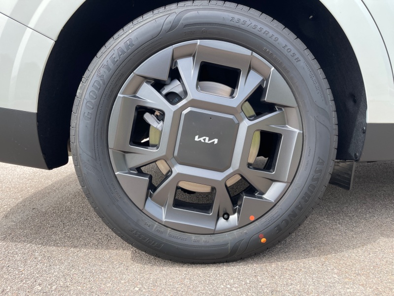 2025 Kia Carnival Hybrid
