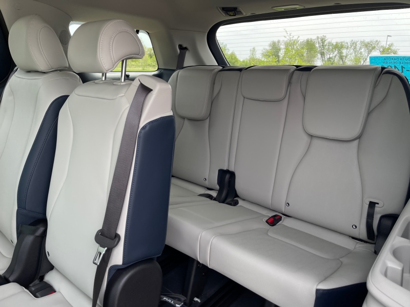 2025 Kia Carnival Hybrid