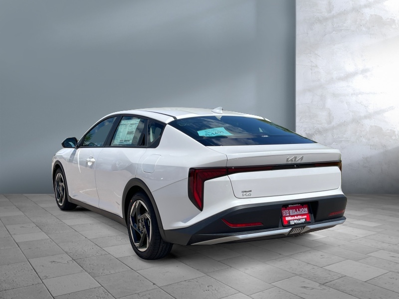 2025 Kia K4