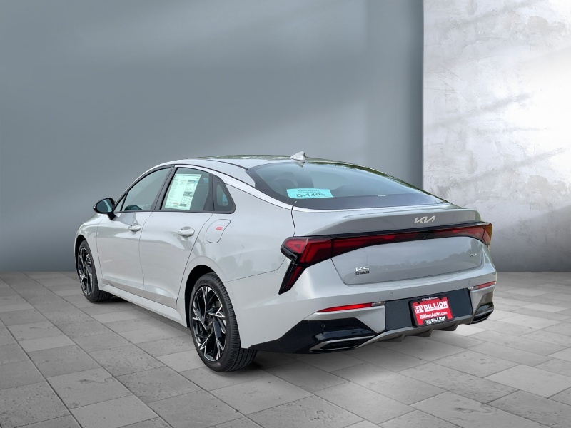 2025 Kia K5